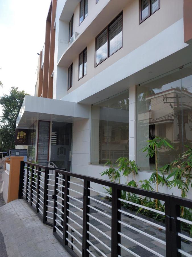 Hotel Mannat Residence Thiruvananthapuram Exterior foto