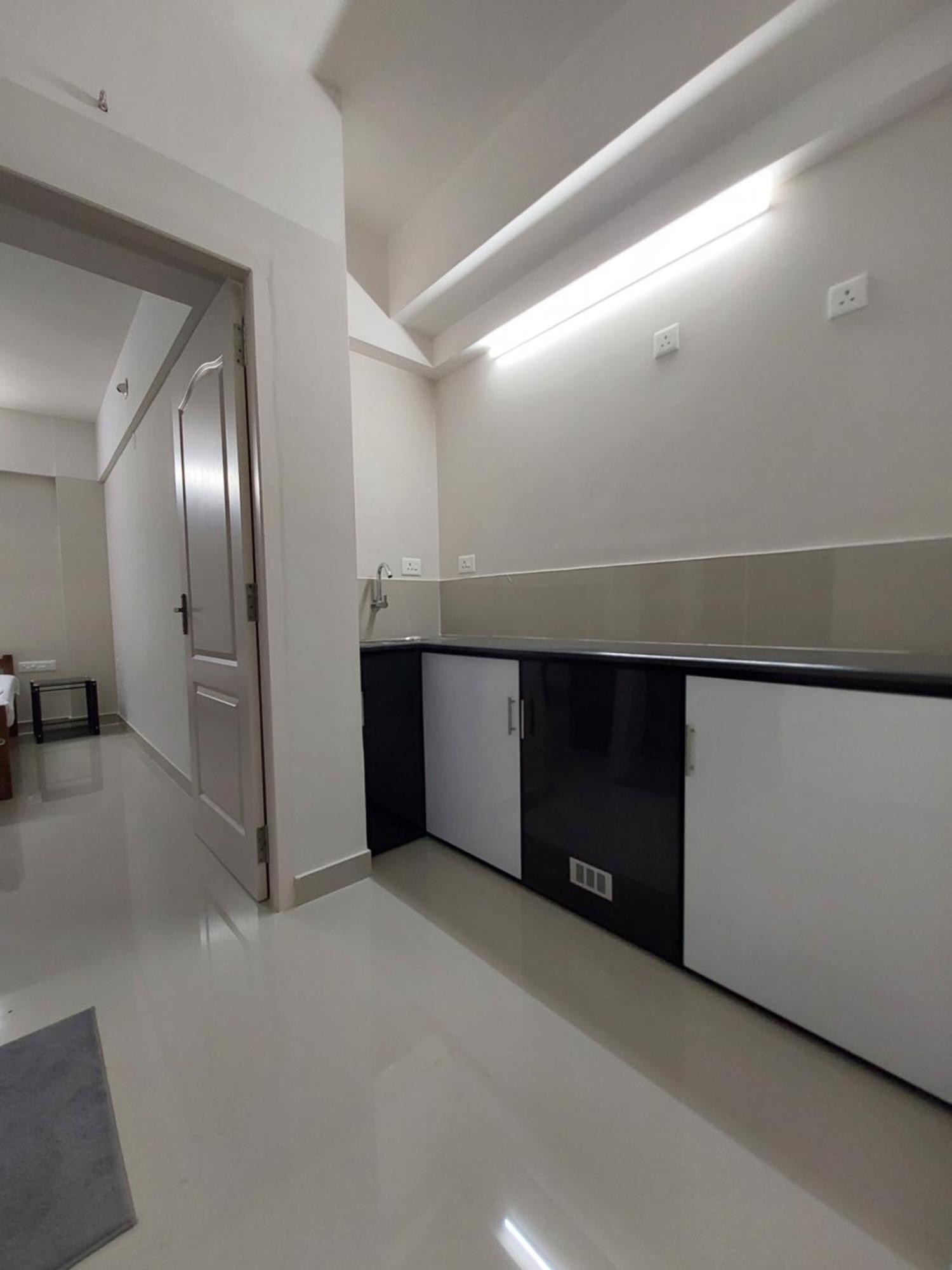 Hotel Mannat Residence Thiruvananthapuram Exterior foto